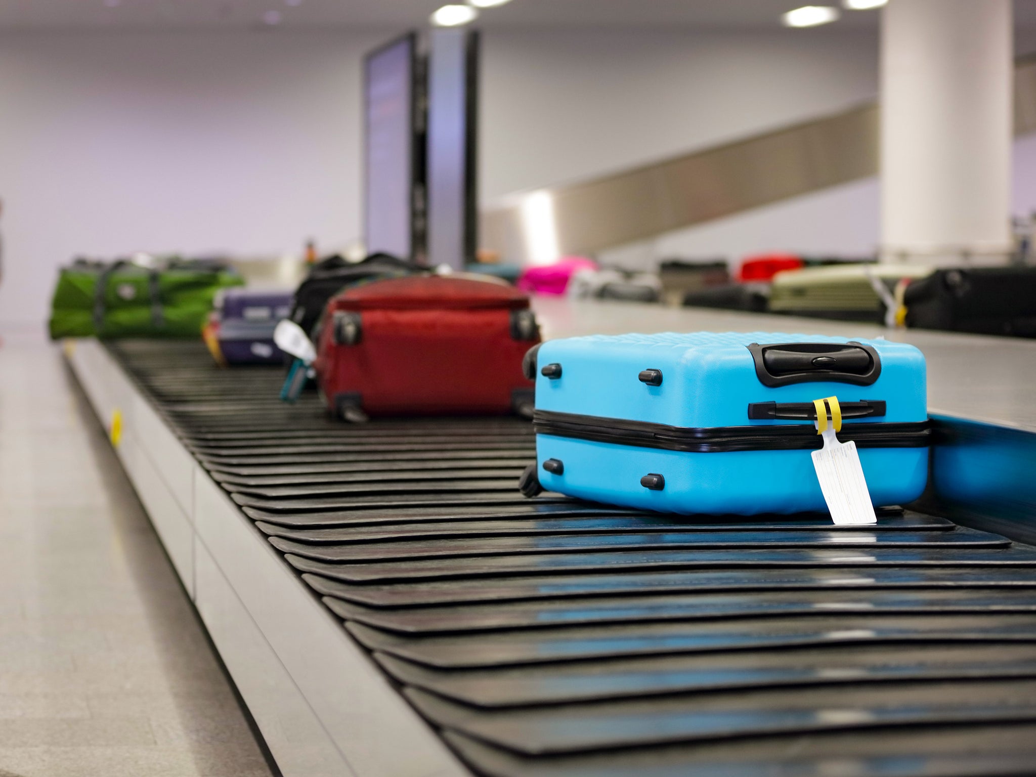 Can You Put a Vape In Checked Luggage?